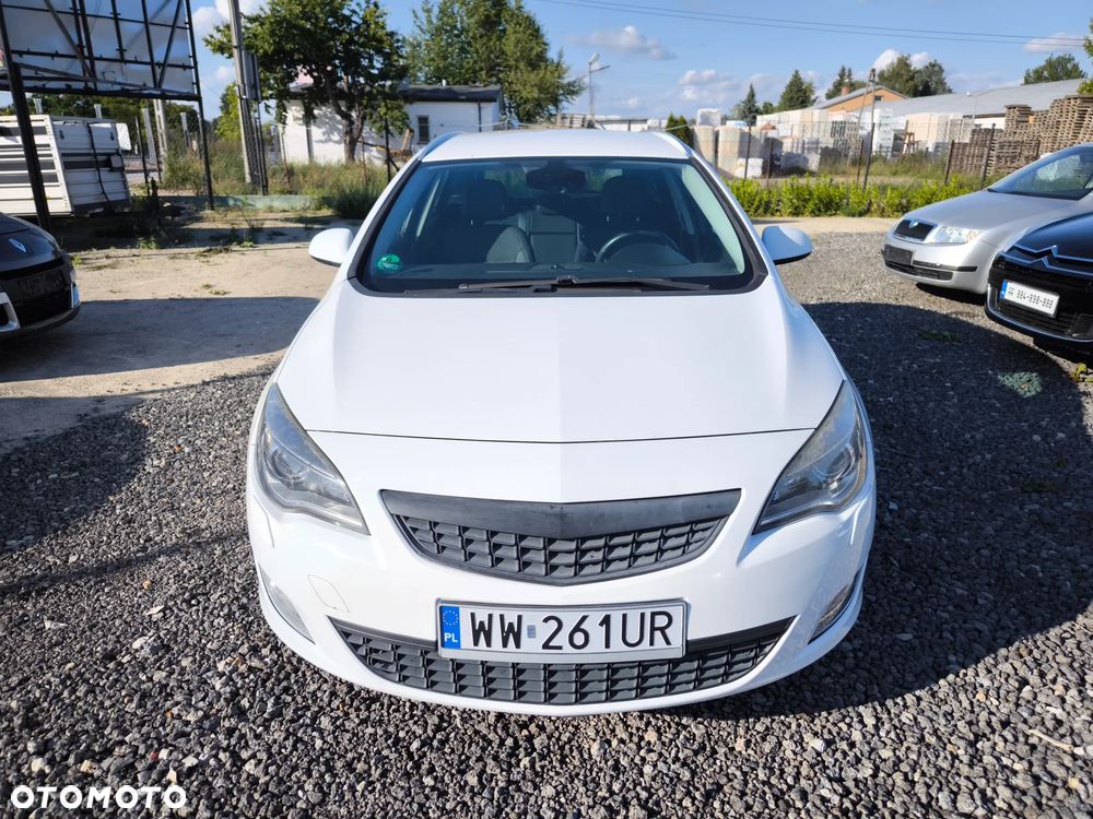 Opel Astra 1.6 T Cosmo - 2