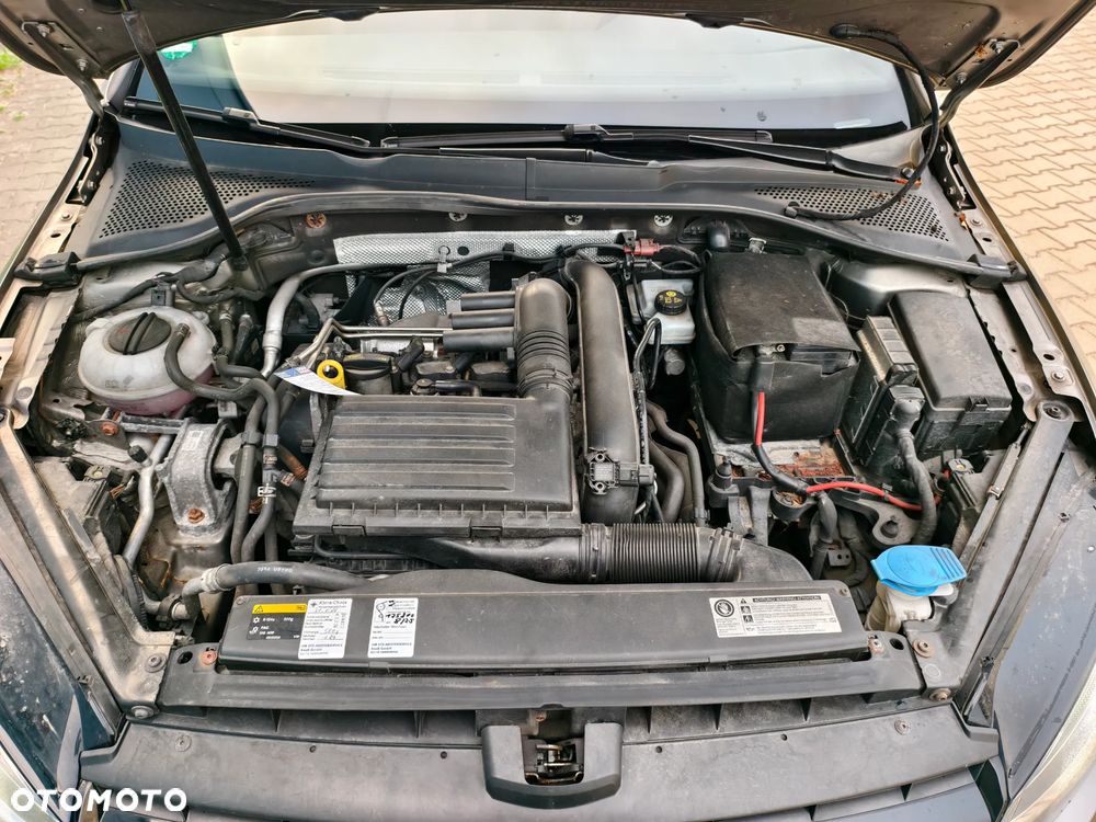 Volkswagen Golf 1.4 TSI (BlueMotion Technology) Highline - 28