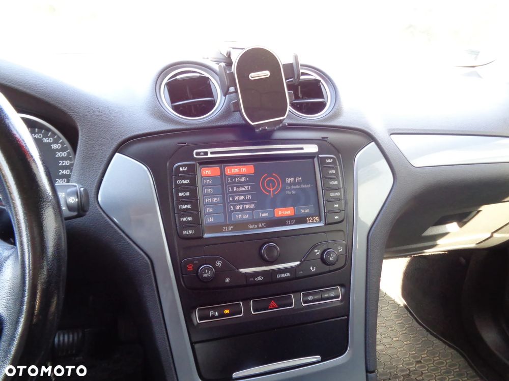 Ford Mondeo - 16