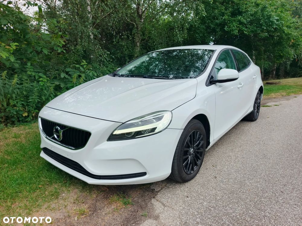 Volvo V40 - 8