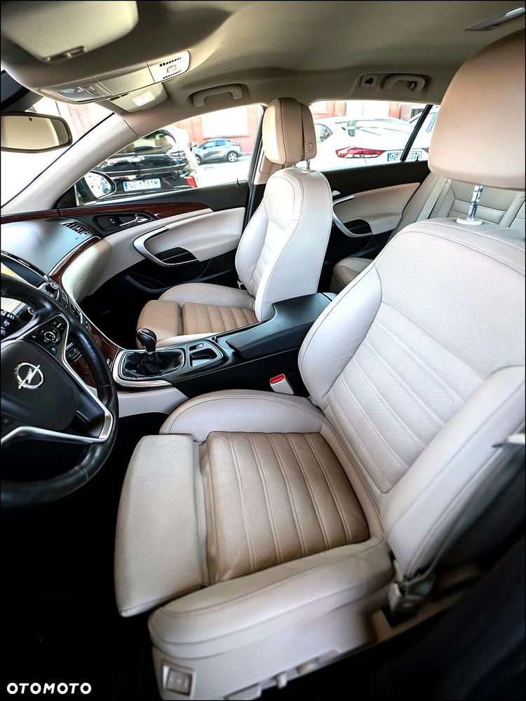 Opel Insignia 1.4 Turbo ecoFLEX Start/Stop Business Innovation - 32