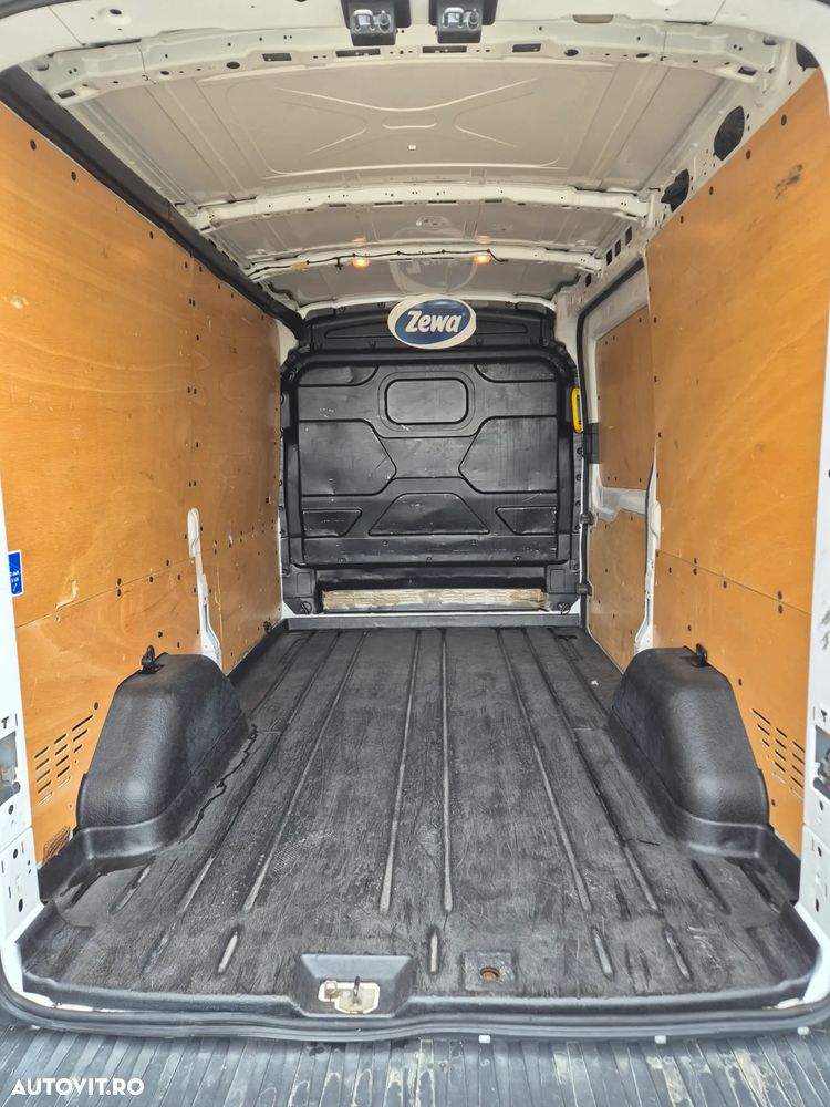 Ford Transit - 10