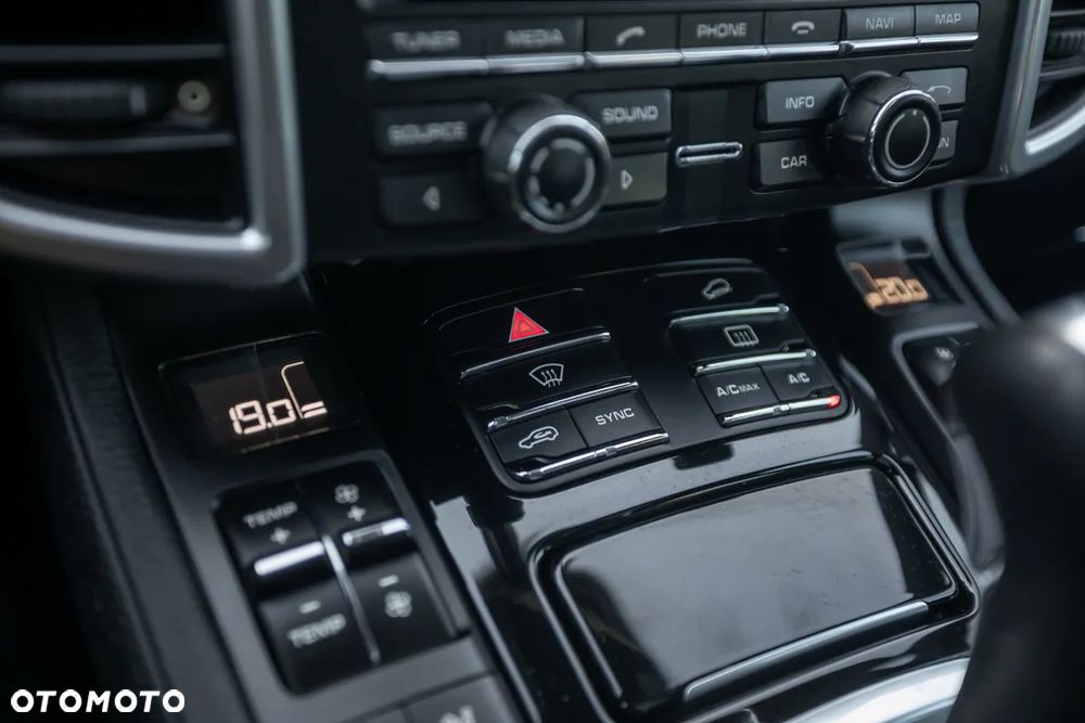 Porsche Cayenne S Diesel - 28