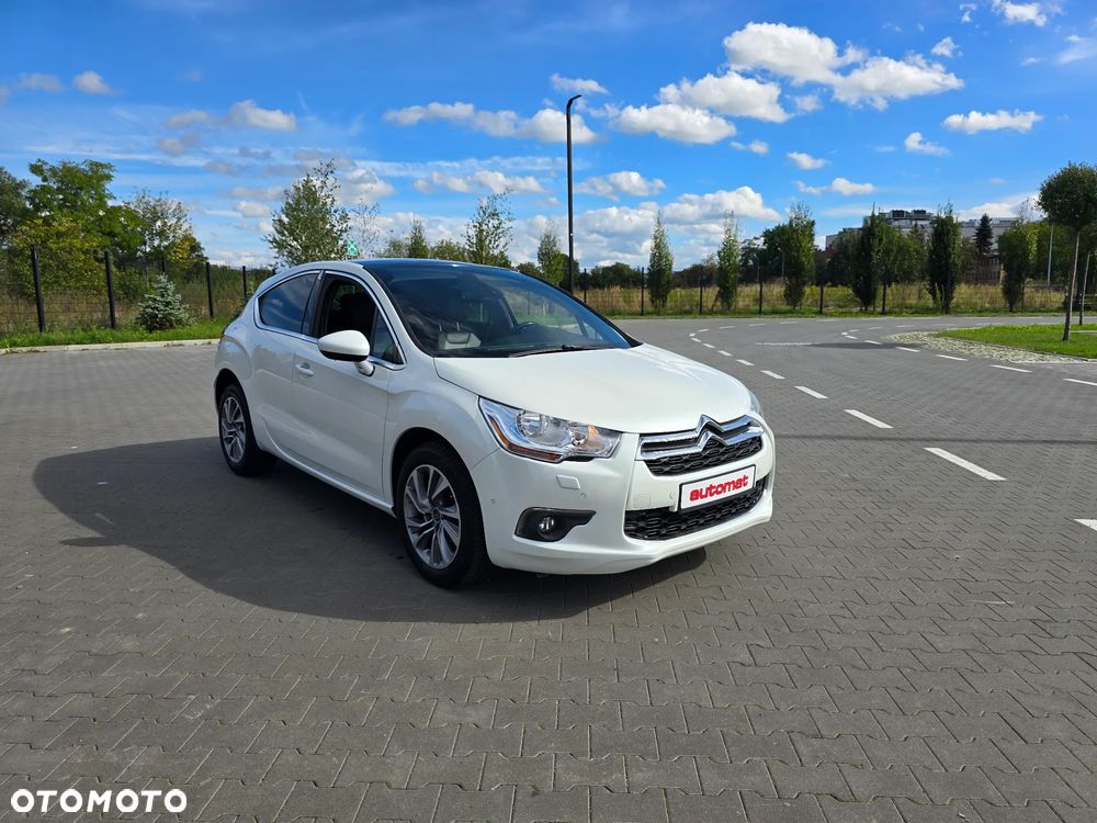 Citroën DS4 e-HDi 115 ETG6 Urban Show - 9