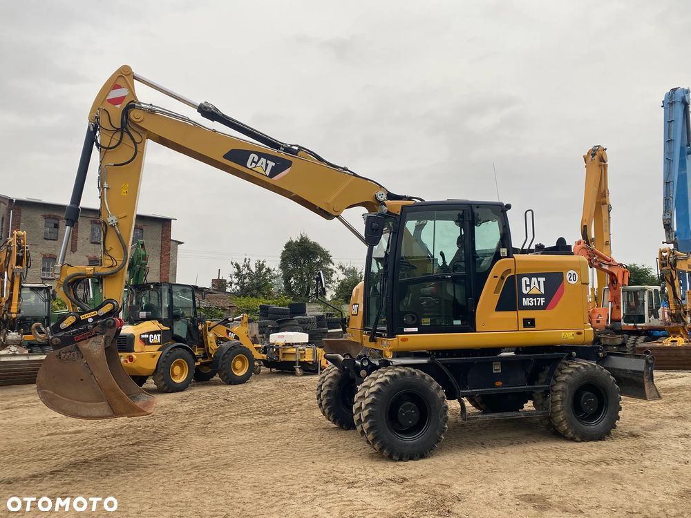 Caterpillar CAT M317F, 2018 ROK, 7800 MTH, Z NIEMIEC, KRÓTKI TYŁ, SERWISOWANA W CAT, - 3