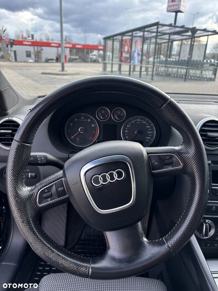 Audi A3 3-drzwiowe 1.4T FSI Ambition - 9