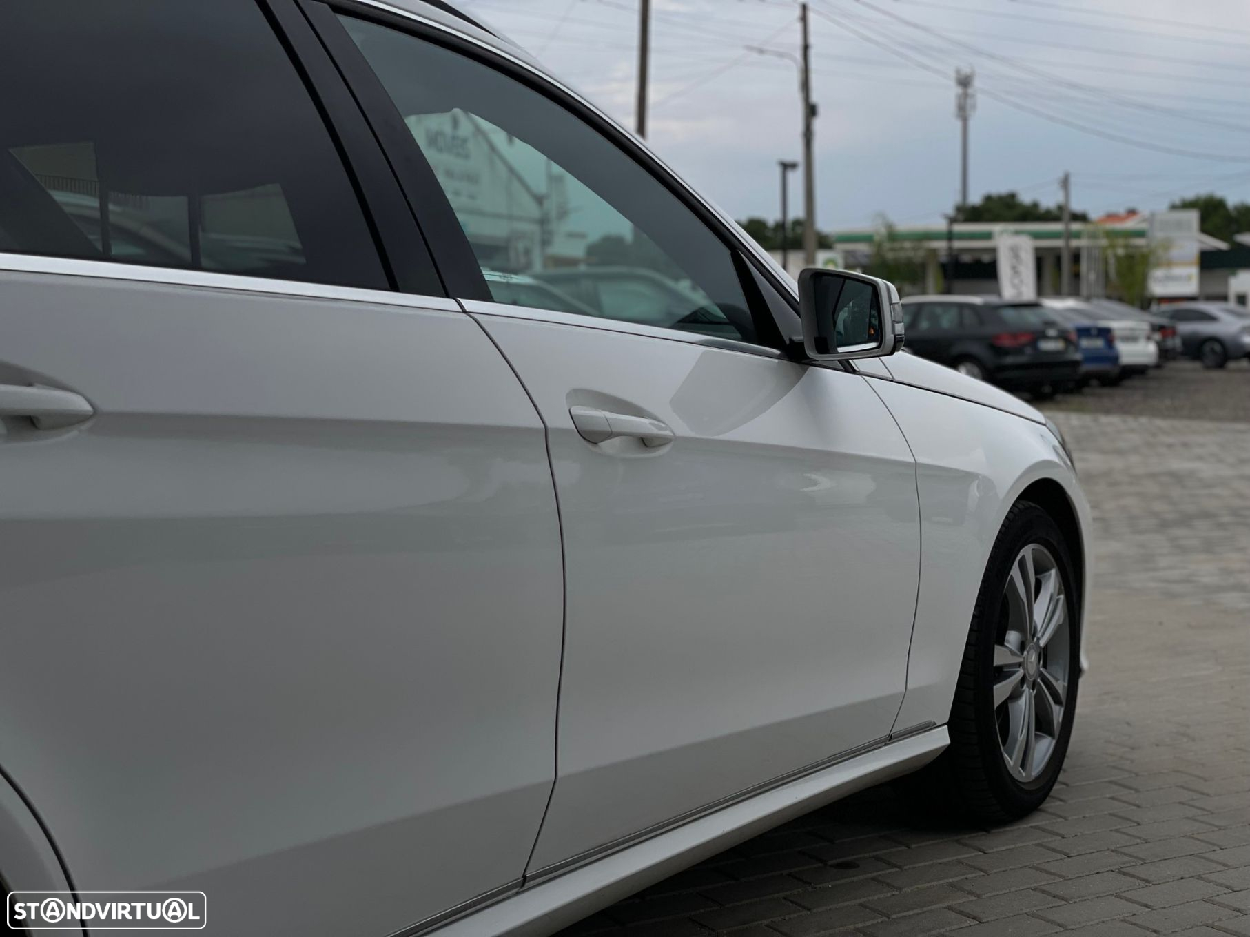 Mercedes-Benz E 250 CDi Avantgarde BlueEfficiency Auto. - 10