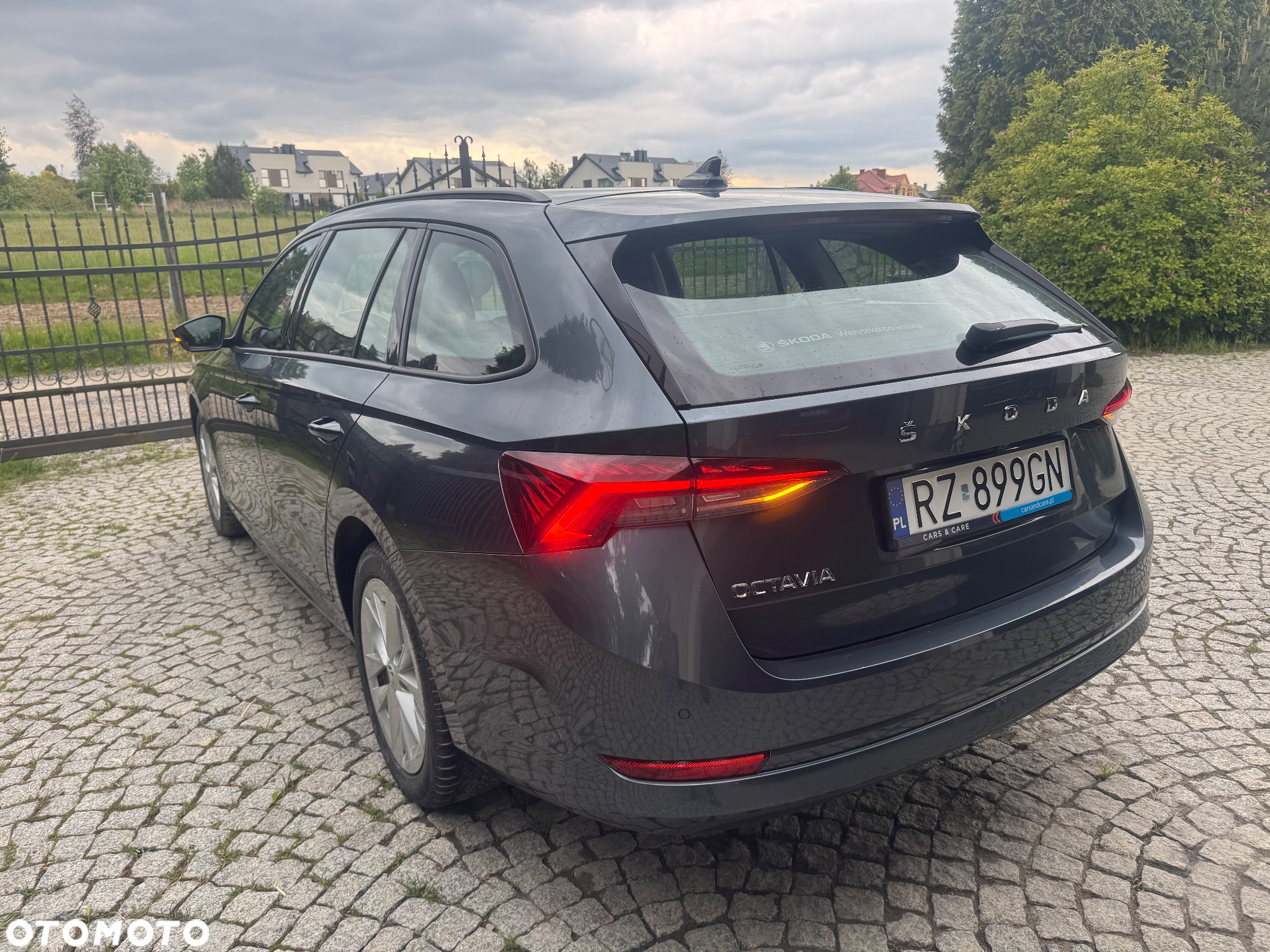 Skoda Octavia 2.0 TDI Style DSG - 16