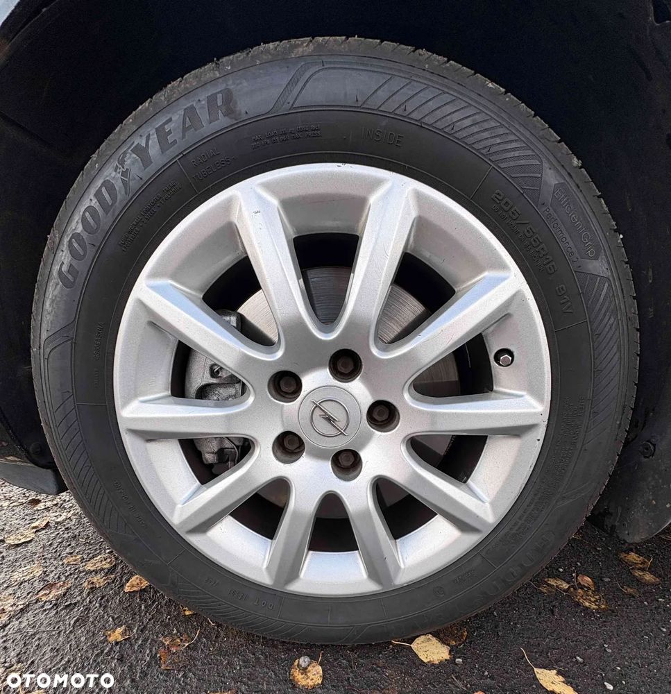 Opel Zafira 1.9 CDTI Essentia - 22