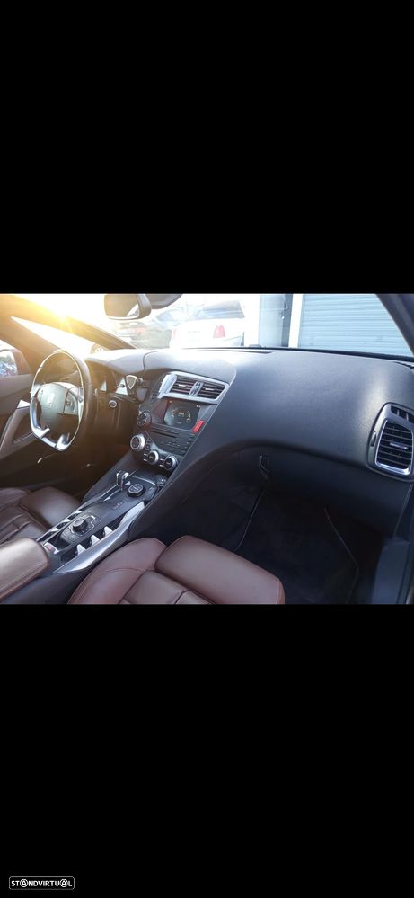 Citroën DS5 2.0 HDi Hybrid4 So Chic CMP6 - 34