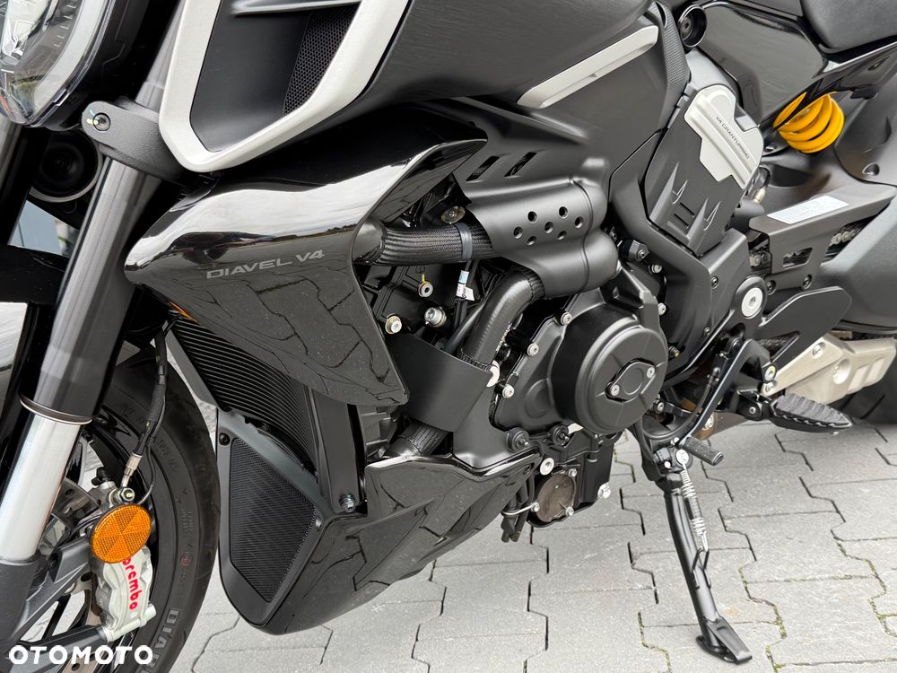 Ducati Diavel - 38