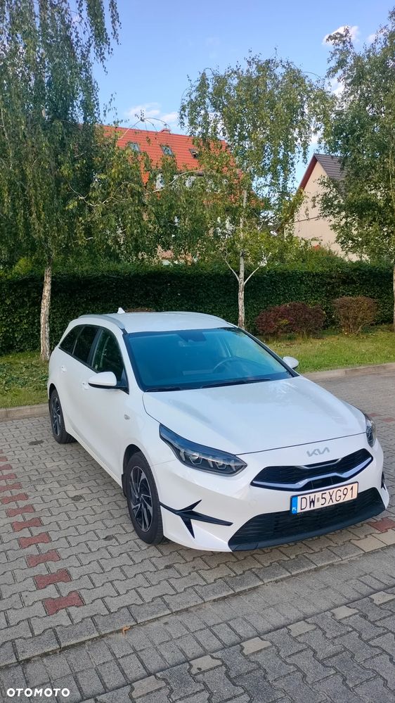 Kia Ceed 1.5 T-GDI M - 3