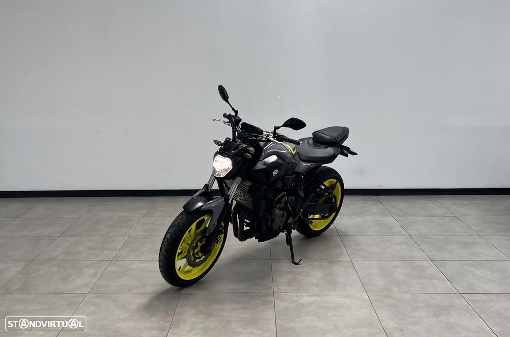 Yamaha MT-07 Night Fluo 35Kw - 3