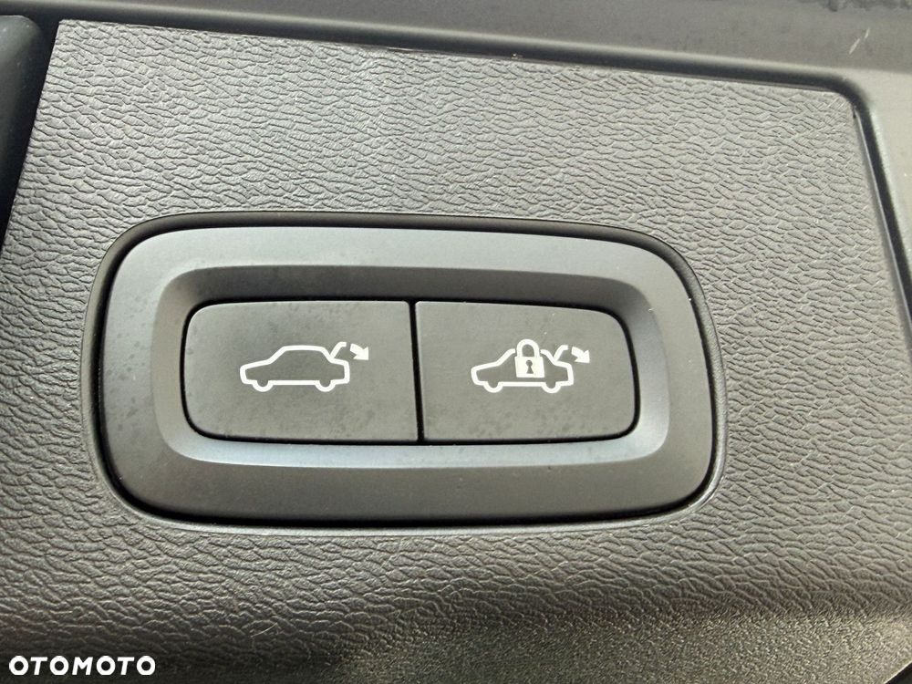 Volvo XC 60 - 31