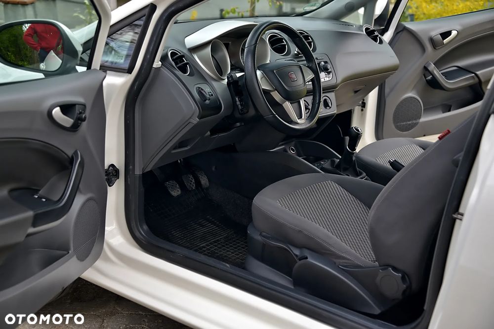 Seat Ibiza SC 1.4 16V Style - 27