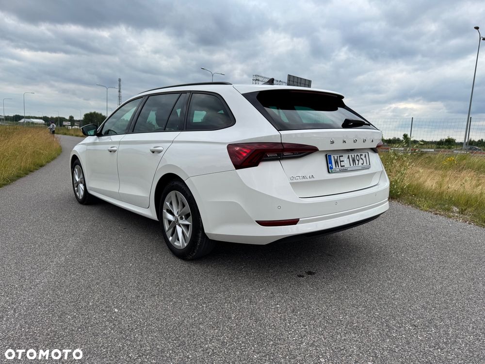 Skoda Octavia 2.0 TDI Active - 9
