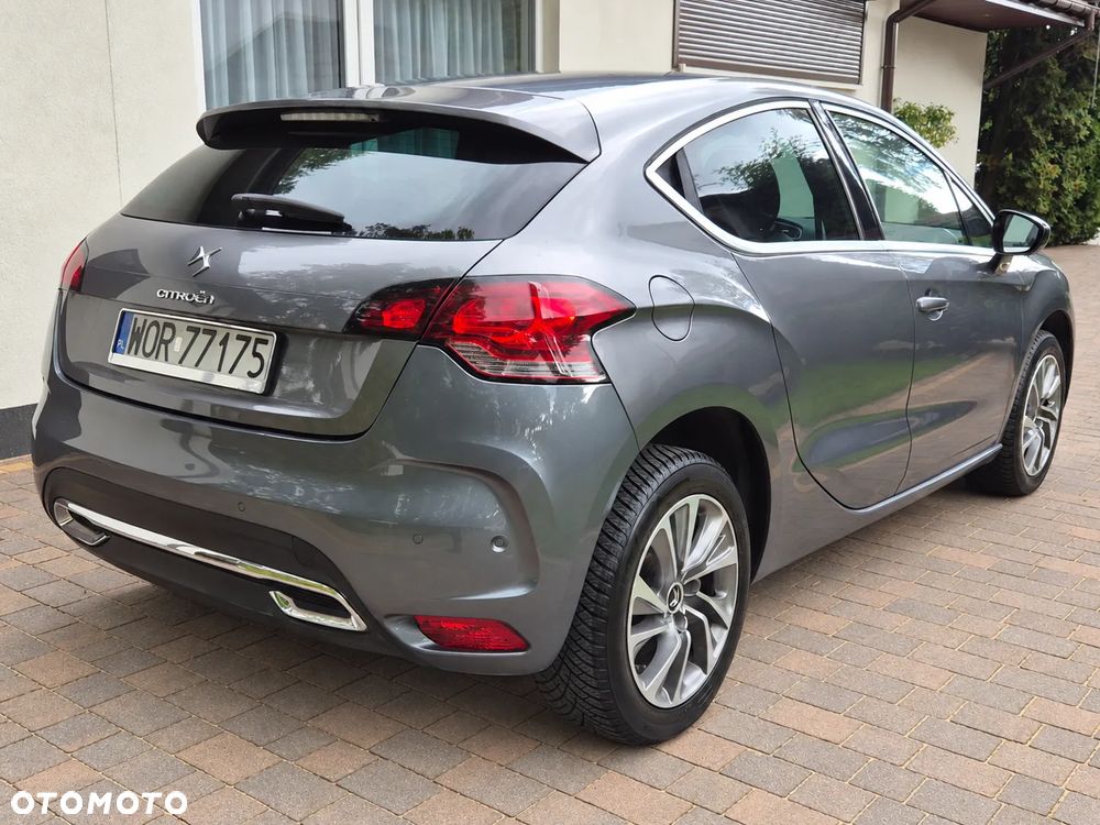 Citroën DS4 1.6 e-HDi SoChic MCP - 23