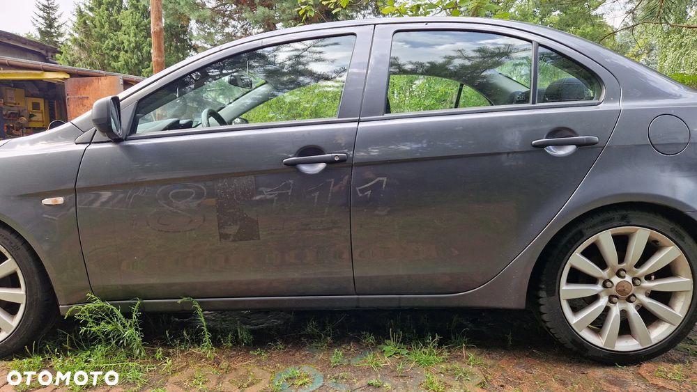 Mitsubishi Lancer 1.8 Inform LPG - 5