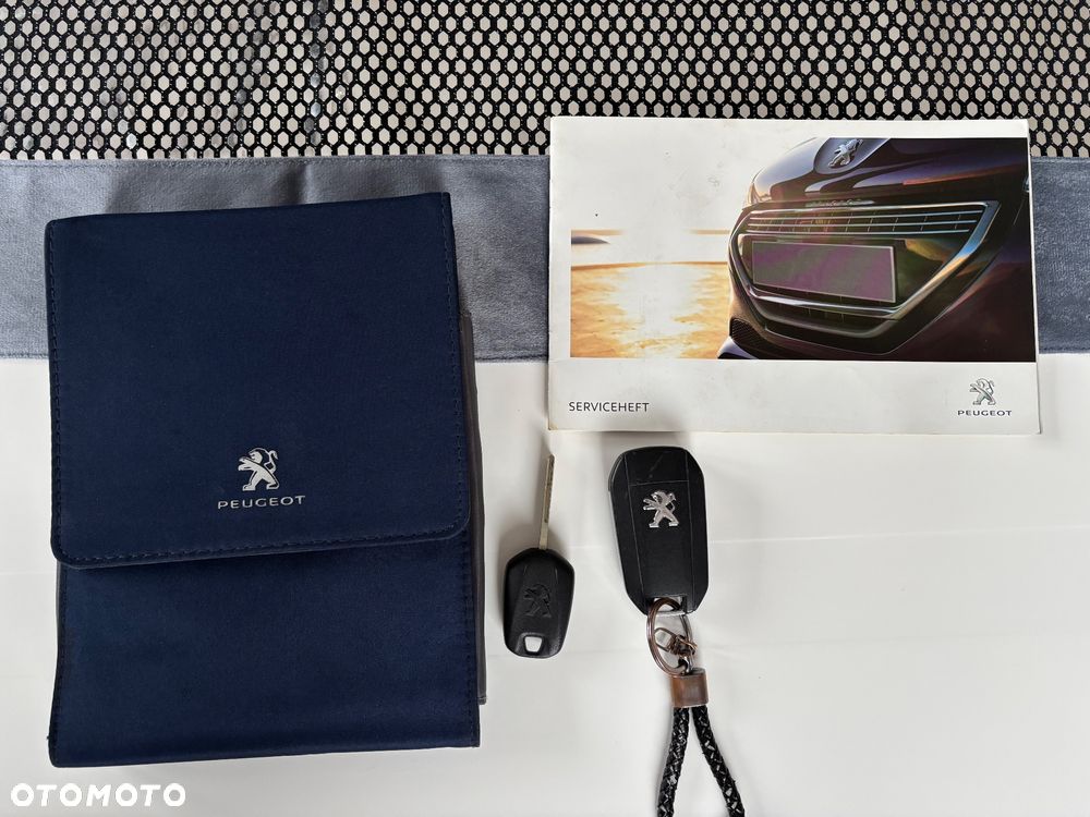 Peugeot 208 1.2 VTi Active - 24