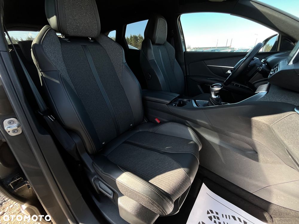 Peugeot 3008 1.2 PureTech GT S&S - 22