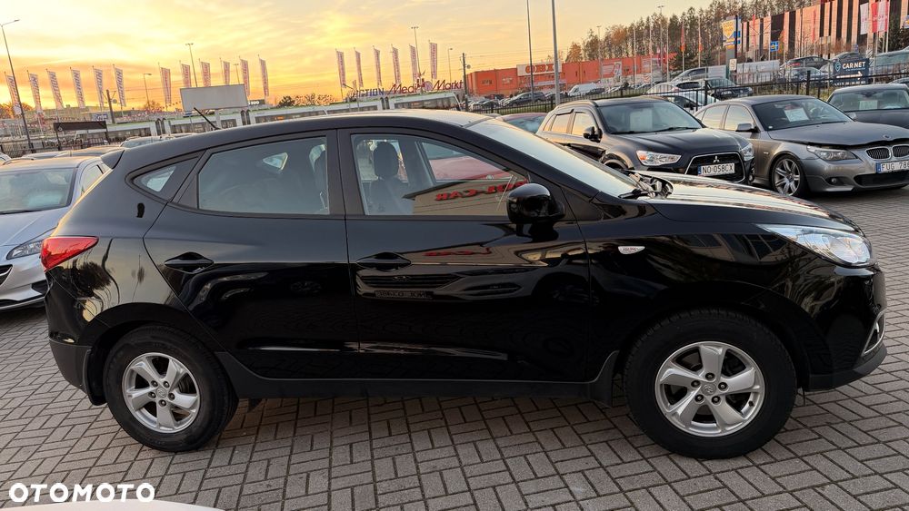 Hyundai ix35 1.7 CRDi 2WD blue Style - 14