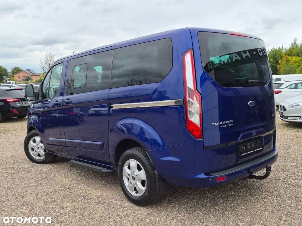 Ford Tourneo Custom - 3