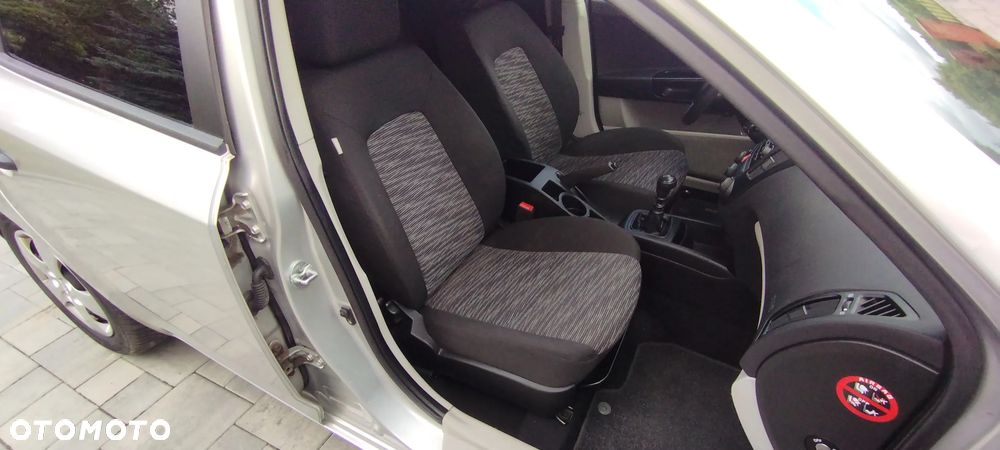Kia Ceed 1.6 CRDi LX - 6