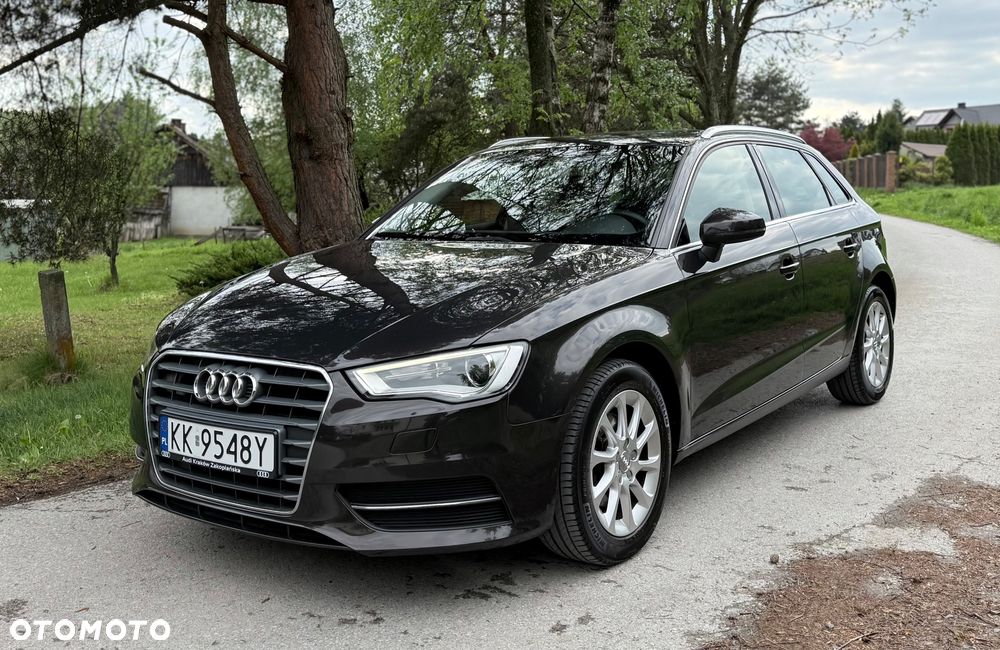 Audi A3 Sportback 1.2 TFSI Attraction S tronic - 2