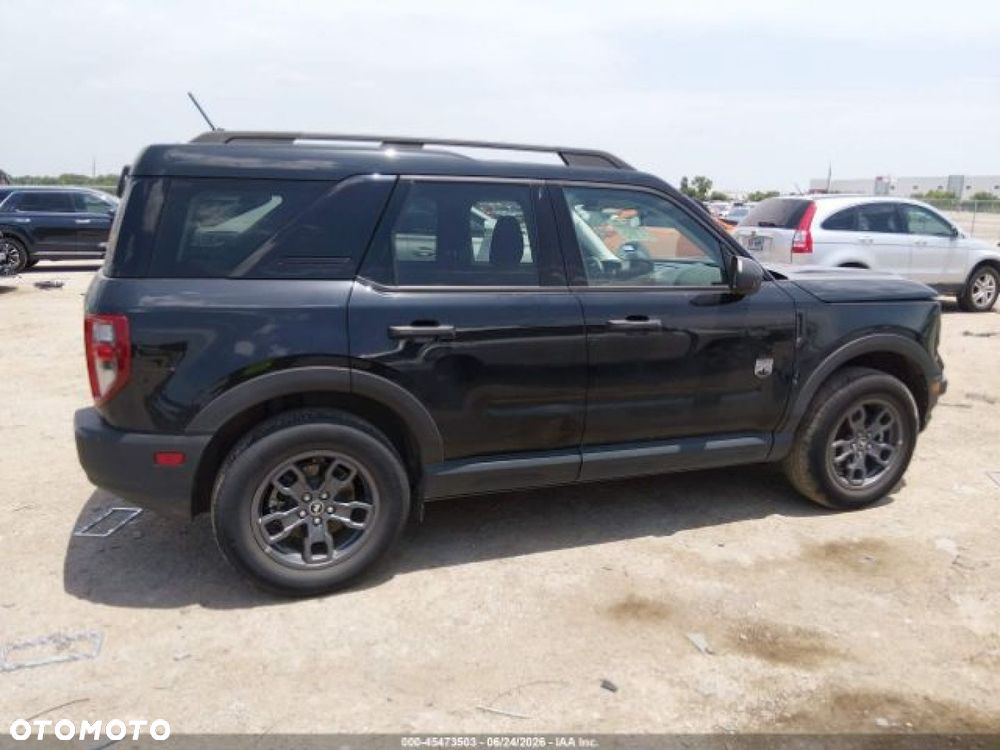 Ford Bronco - 5