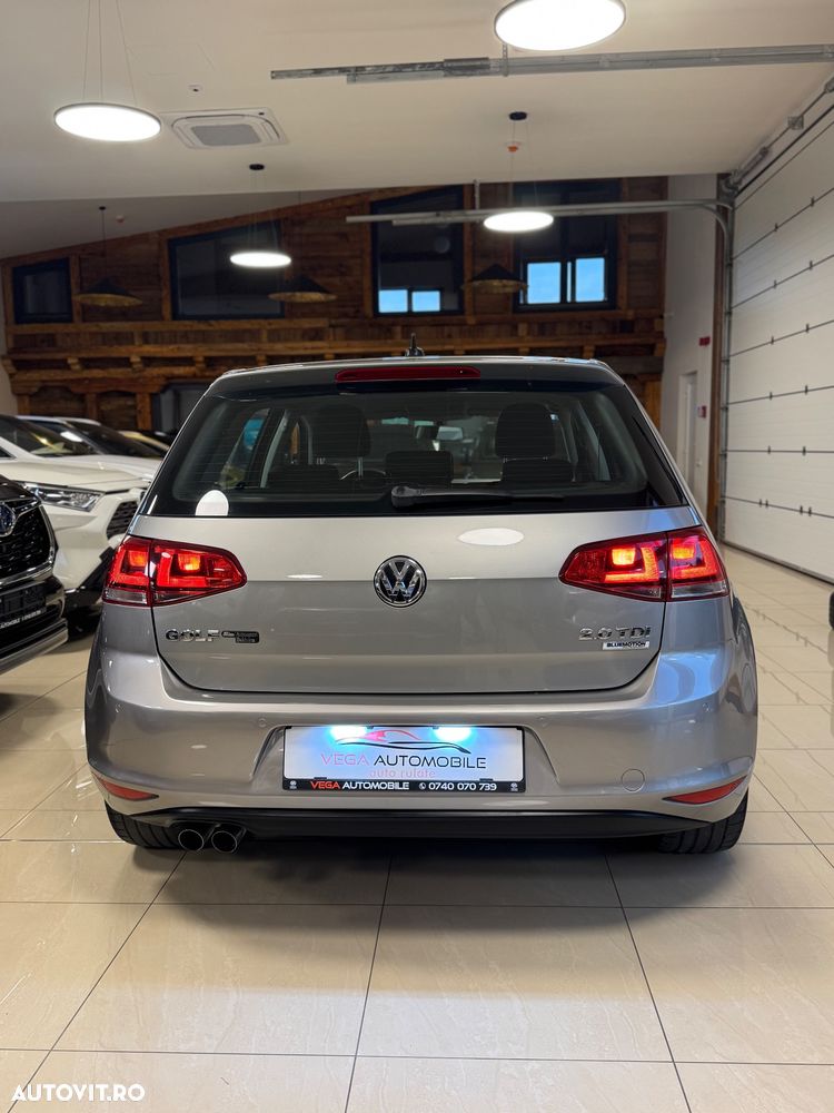 Volkswagen Golf 2.0 TDI (BlueMotion Technology) DSG Comfortline - 36