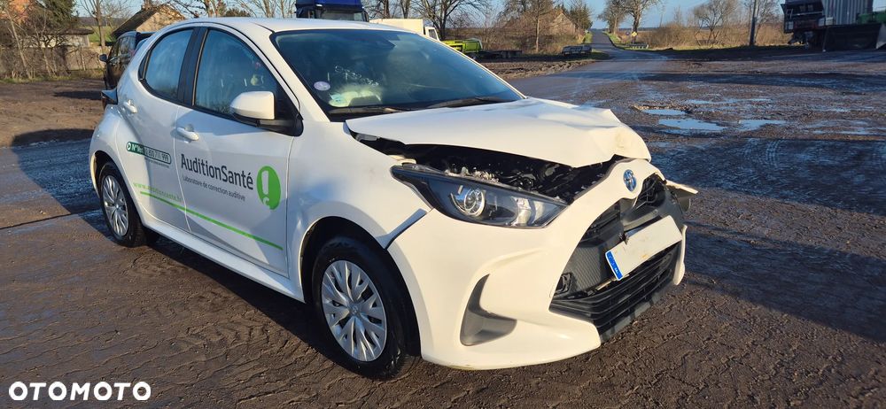 Toyota Yaris Hybrid 1.5 Executive - 3