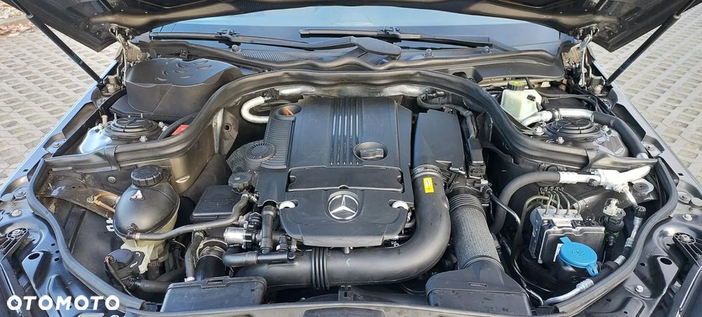 Mercedes-Benz Klasa E - 17