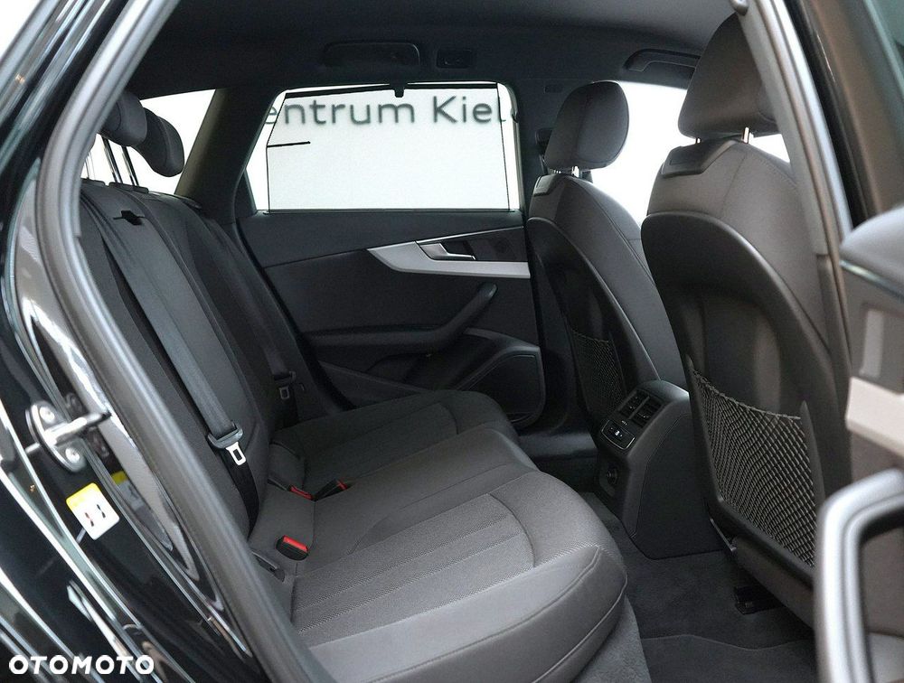 Audi A4 Avant - 27