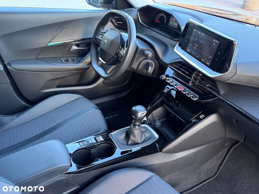 Peugeot 2008 PureTech 100 Allure - 37