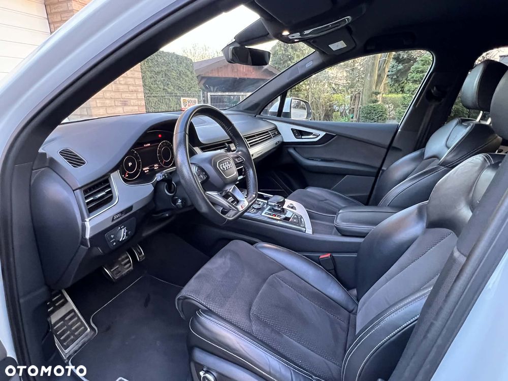 Audi Q7 - 21