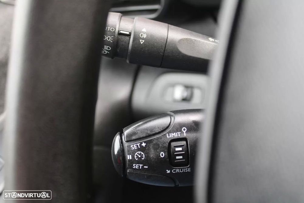 Peugeot Partner 1.5 BlueHDI Longa c/Barras Tejadilho - 16