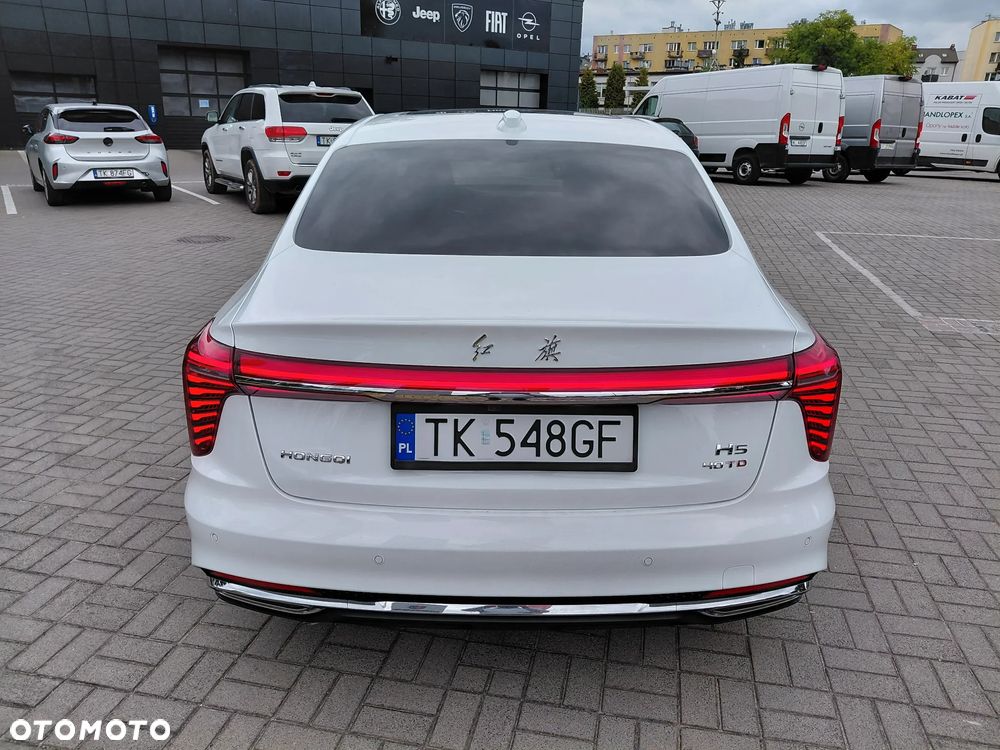 Hongqi H5 2.0T Deluxe - 4