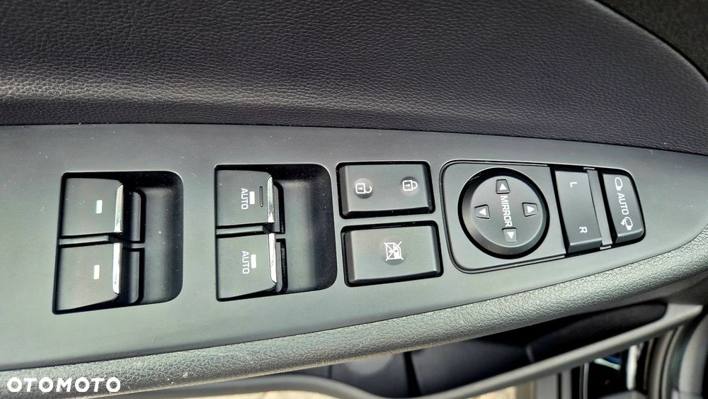 Hyundai Tucson 1.6 CRDi 48V-Hybrid 2WD DCT N Line - 26