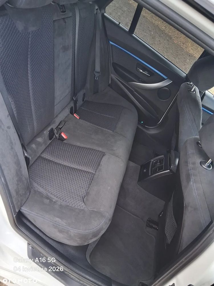 BMW Seria 3 320d Edition M Sport Shadow - 8