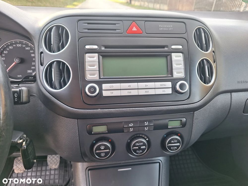 Volkswagen Golf Plus - 22