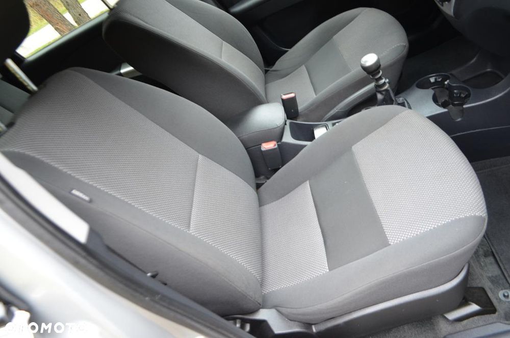Kia Sportage 2.0 CRDI L 2WD - 23
