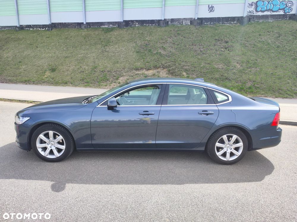 Volvo S90 D4 Momentum - 2