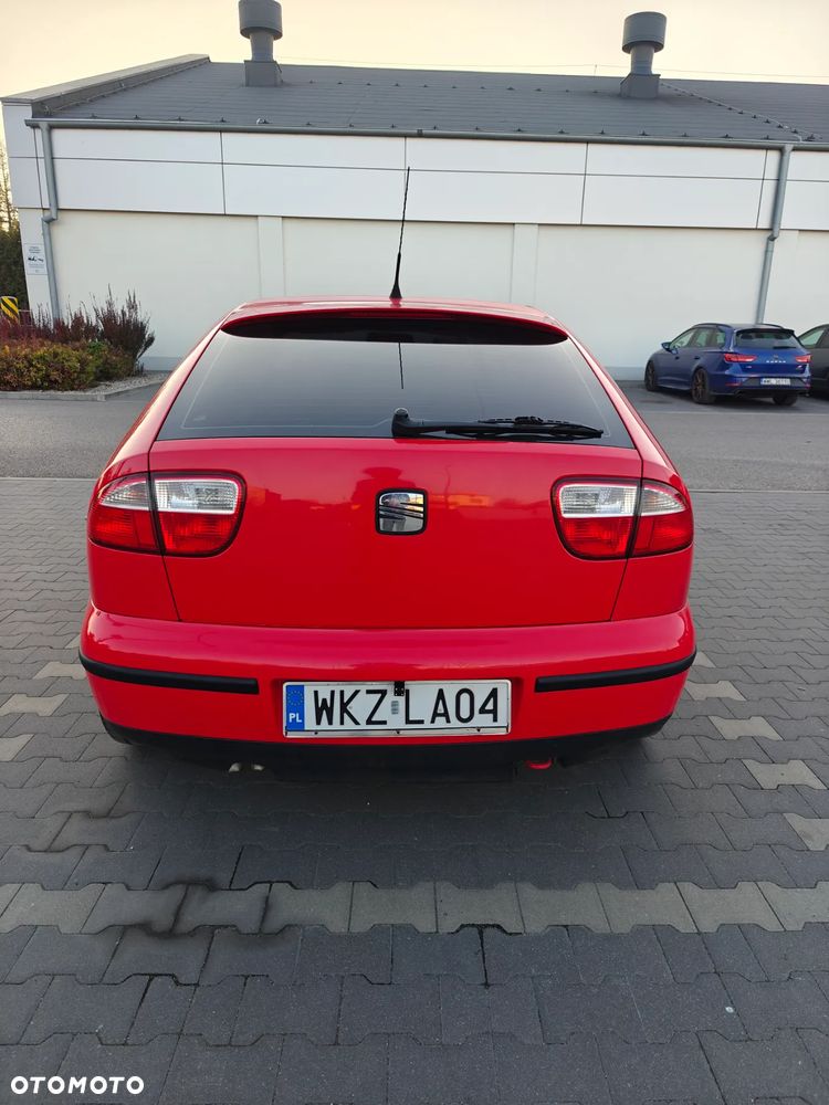Seat Leon 1.8 Signo - 4