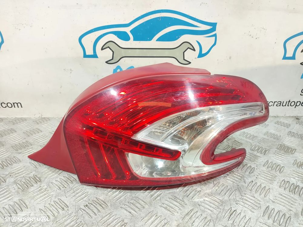 Farolim Farolins traseiros Esquerdo Direito Peugeot 208 Fase 1 - 5