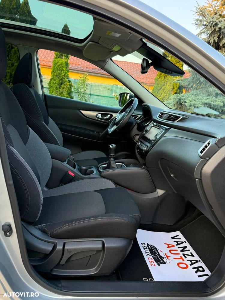 Nissan Qashqai 1.5 DCI Start/Stop N-Connecta - 8
