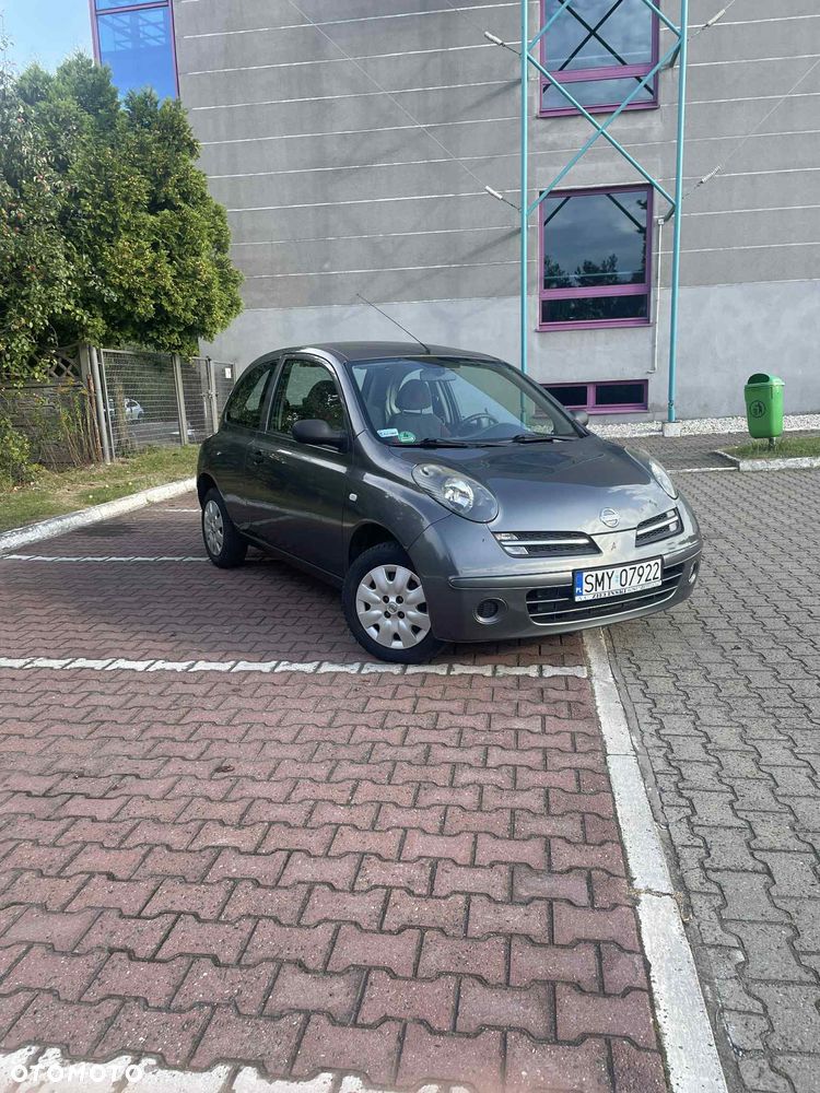 Nissan Micra - 1