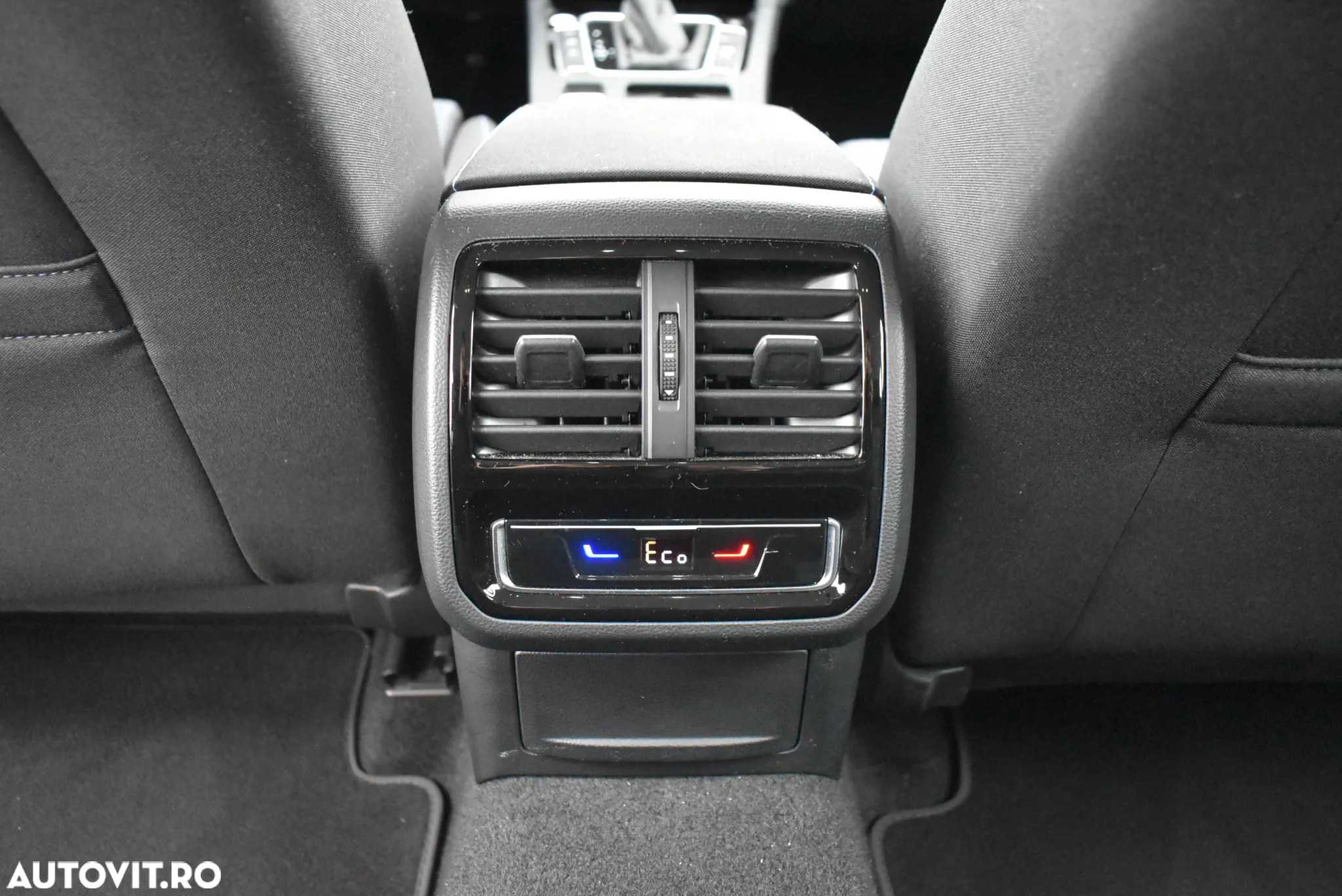 Volkswagen Passat Variant 1.4 TSI Plug-In-Hybrid DSG GTE - 24