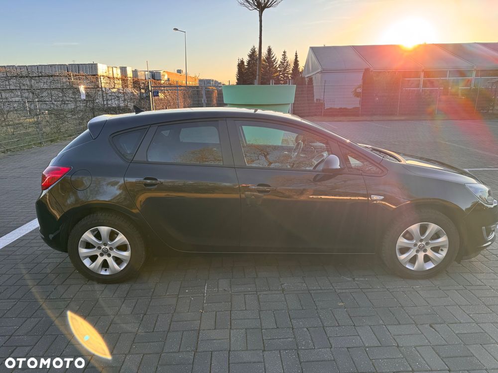 Opel Astra 1.4 Turbo Active - 25