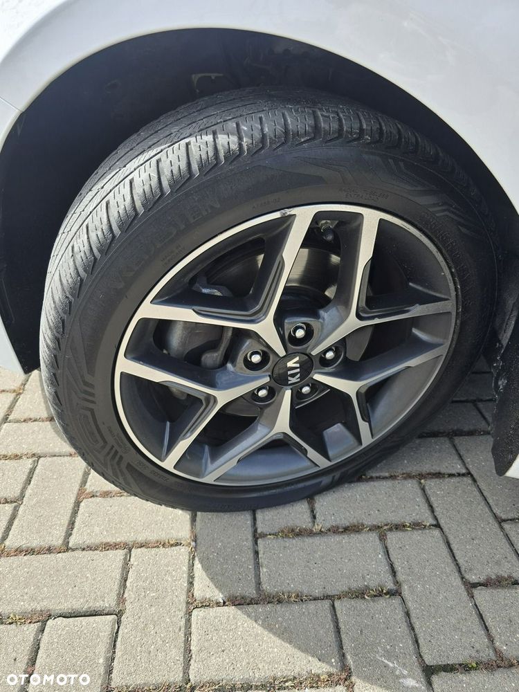 Kia Ceed - 34