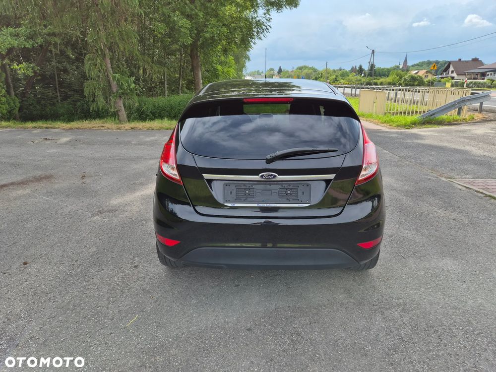 Ford Fiesta 1.25 Titanium EU5 - 6